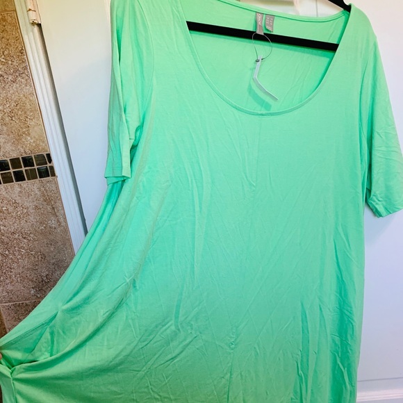 BRAND NEW SWING T SHIRT DRESS IN GREEN - Picture 9 of 12